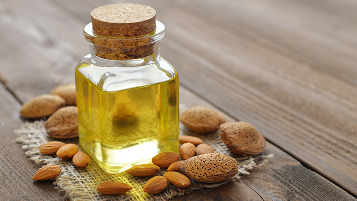 almond oil to get rid of dark circles