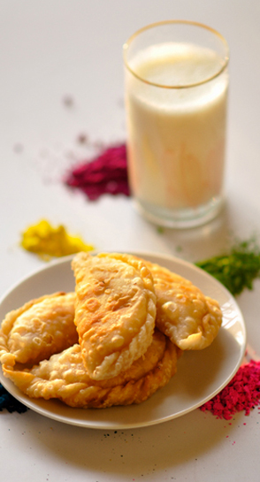 Must visit Holi Hotspots Mumbai Must visit Holi Hotspots Mumbai